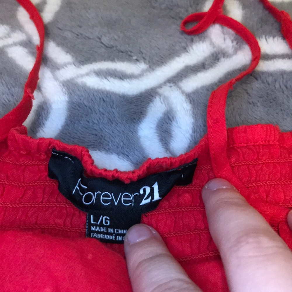 Pretty in Red - Picture 5 of 5
